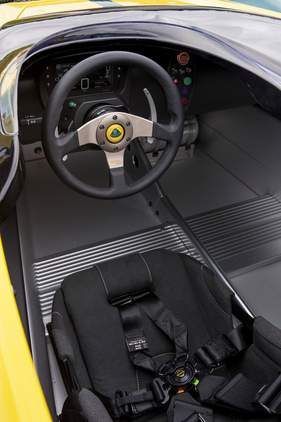  Lotus 3-Eleven 2015 года  (фото 12 из 13)